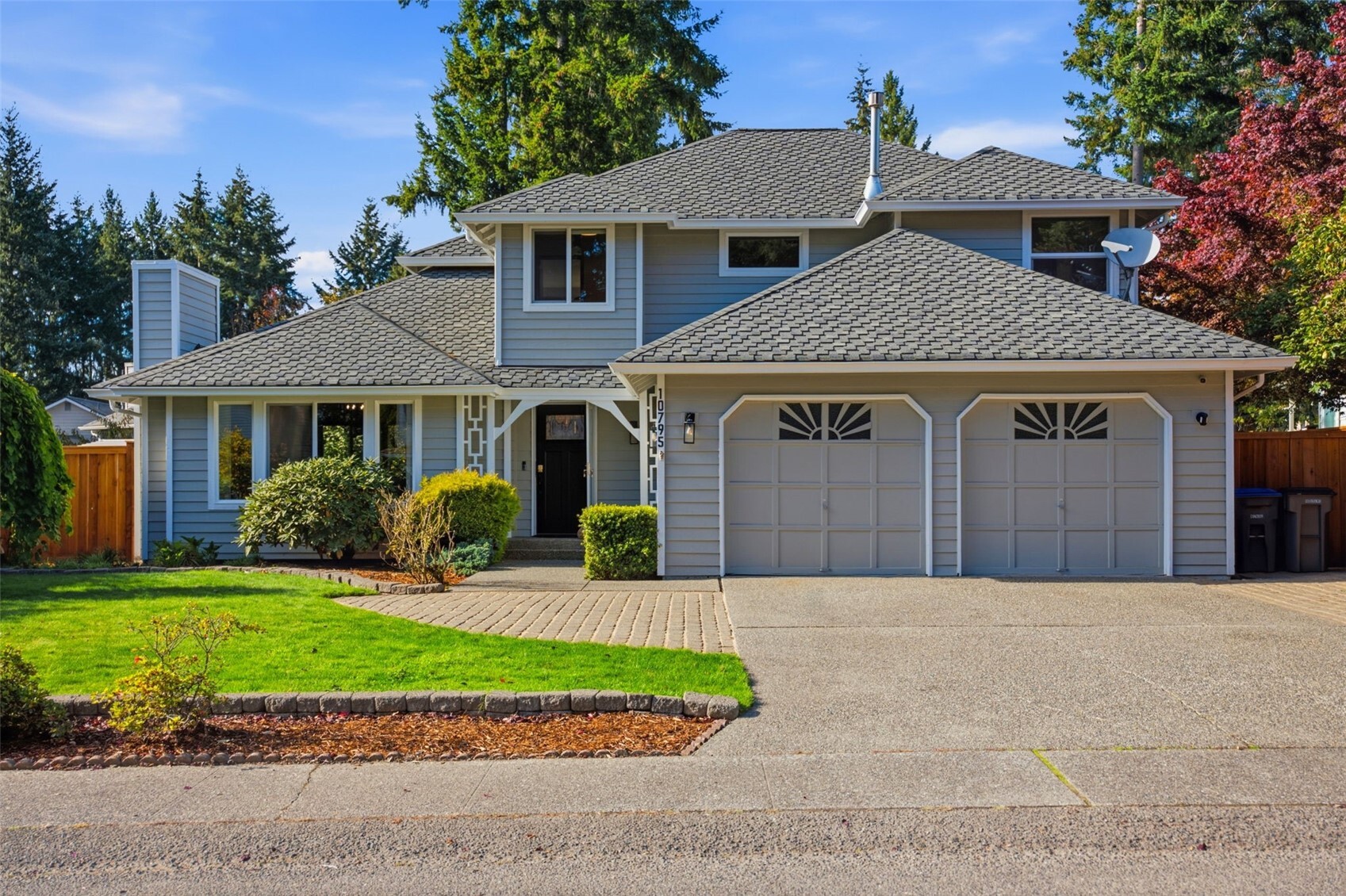 10795 Hampton Avenue Property Photo 1