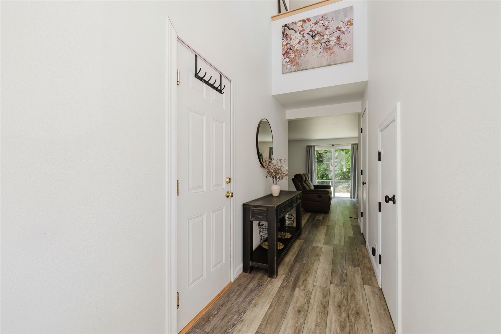 2303 Se Abernathy Court Property Photo 3