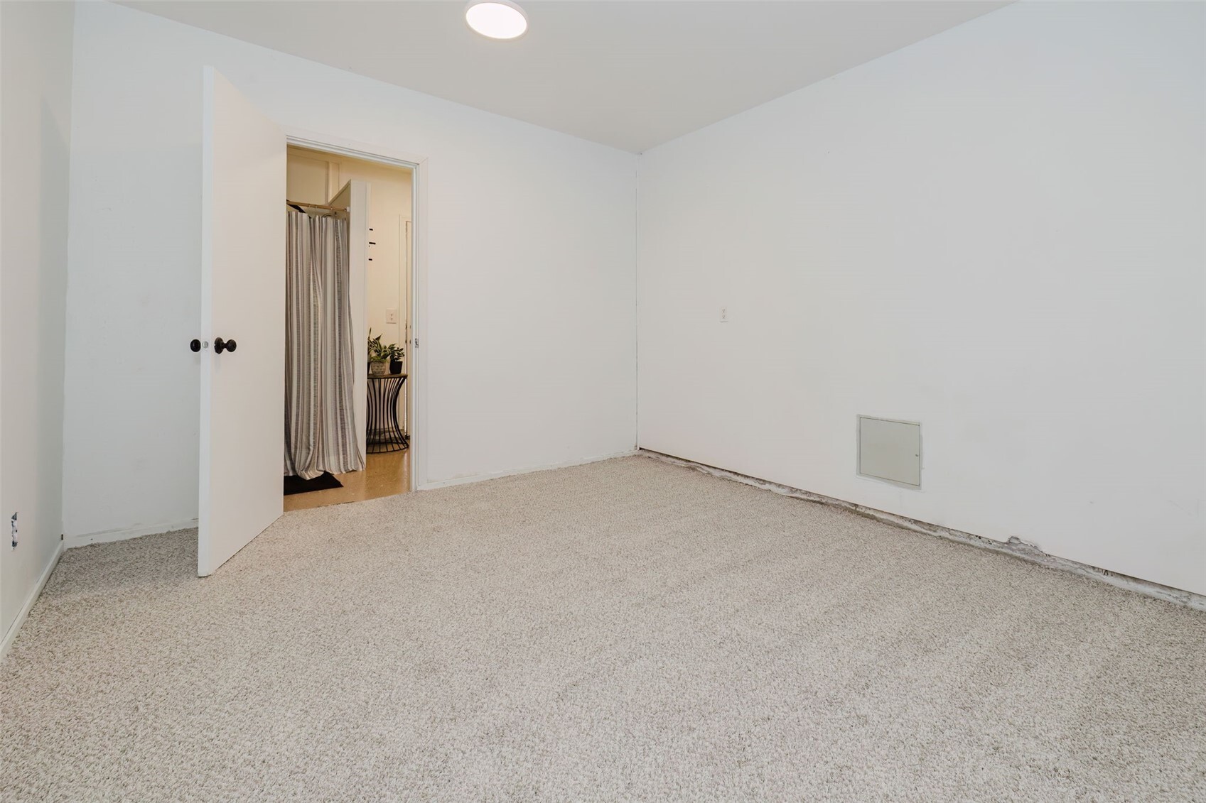 2303 Se Abernathy Court Property Photo 13