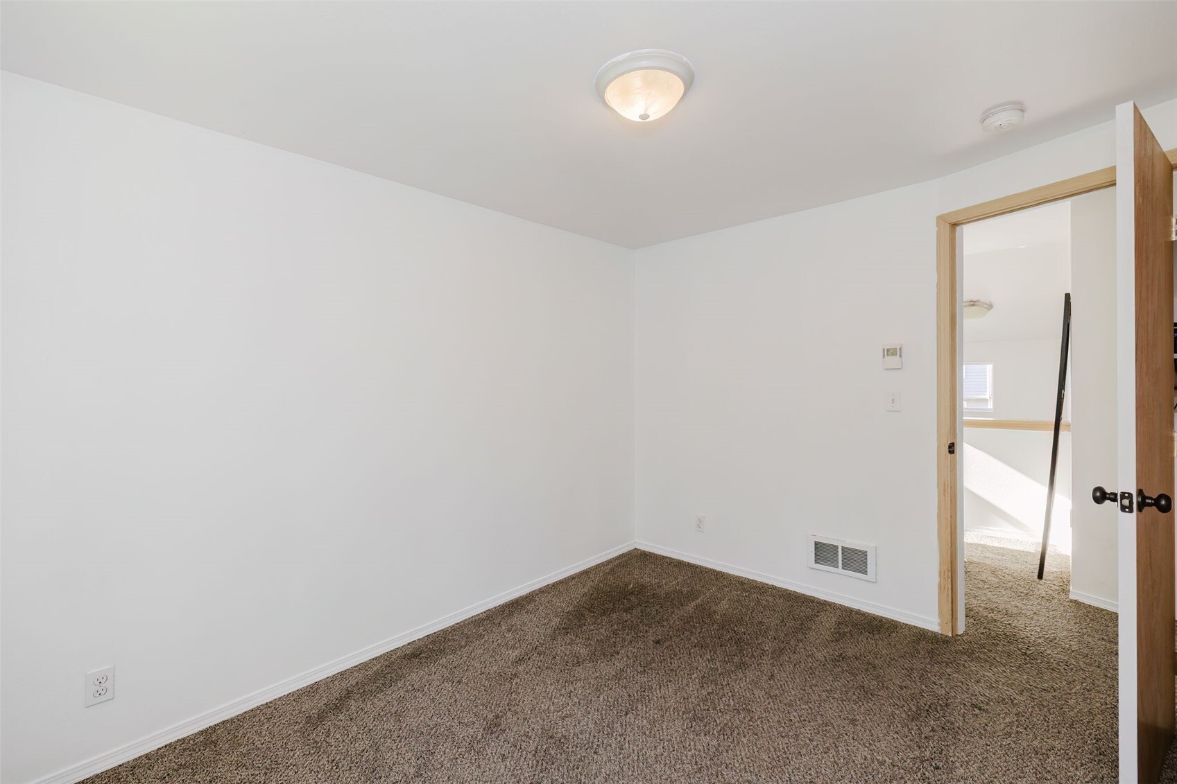 2303 Se Abernathy Court Property Photo 20