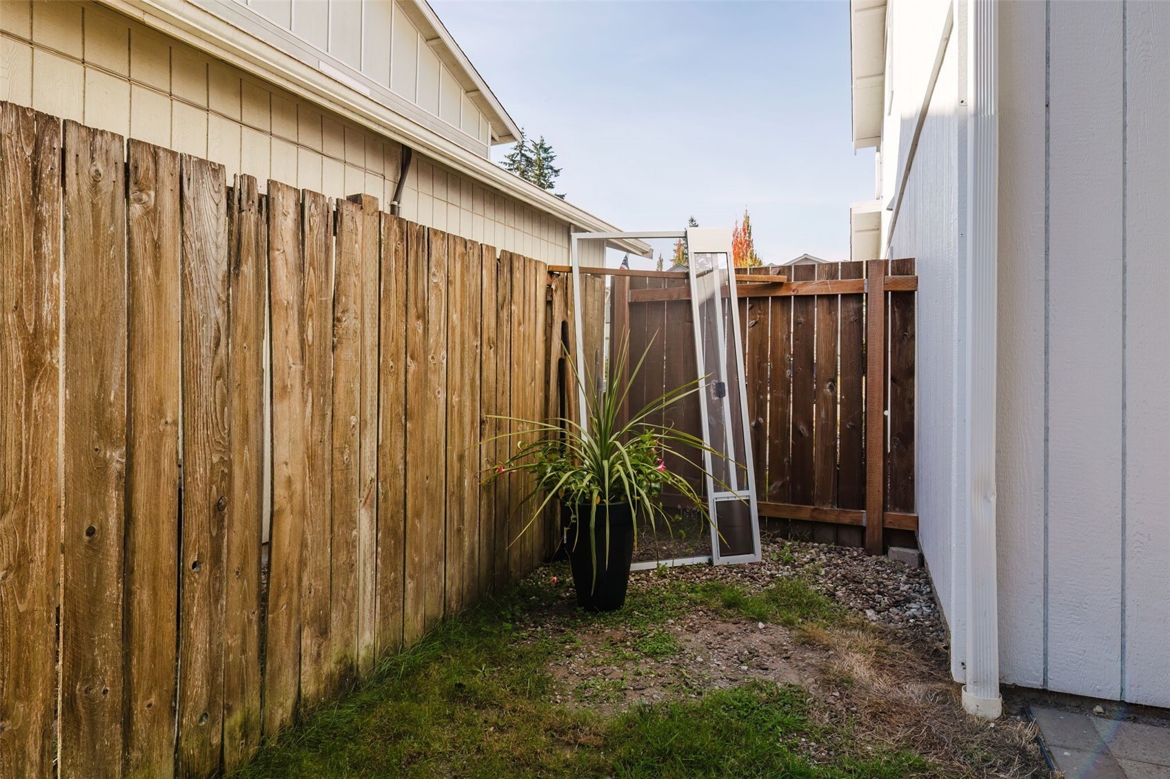 2303 Se Abernathy Court Property Photo 35