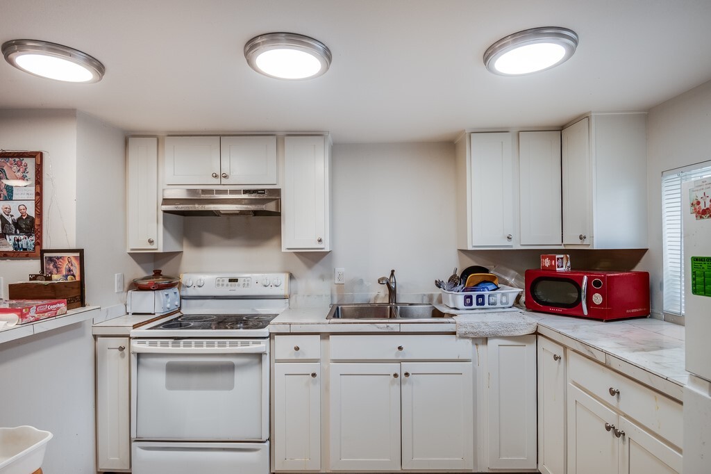 417 Winslow Avenue Property Photo 3