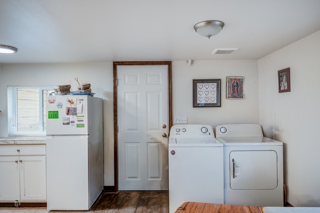 417 Winslow Avenue Property Photo 6