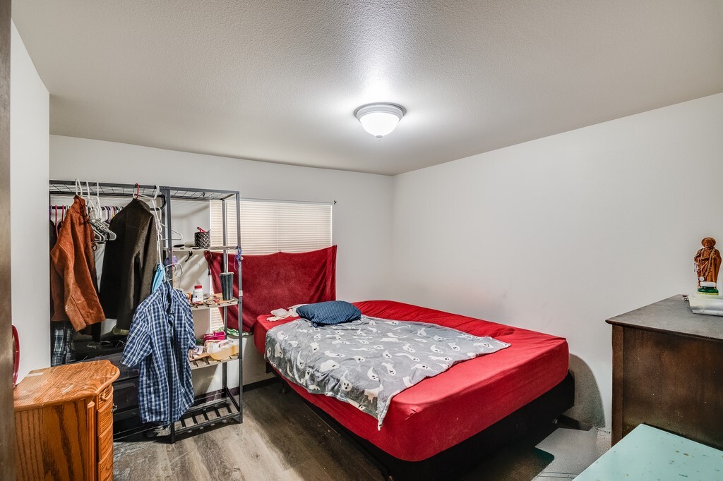 417 Winslow Avenue Property Photo 10