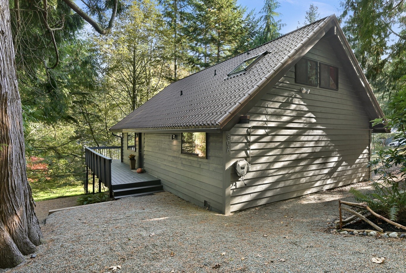 80 A Windward Drive Property Photo 2