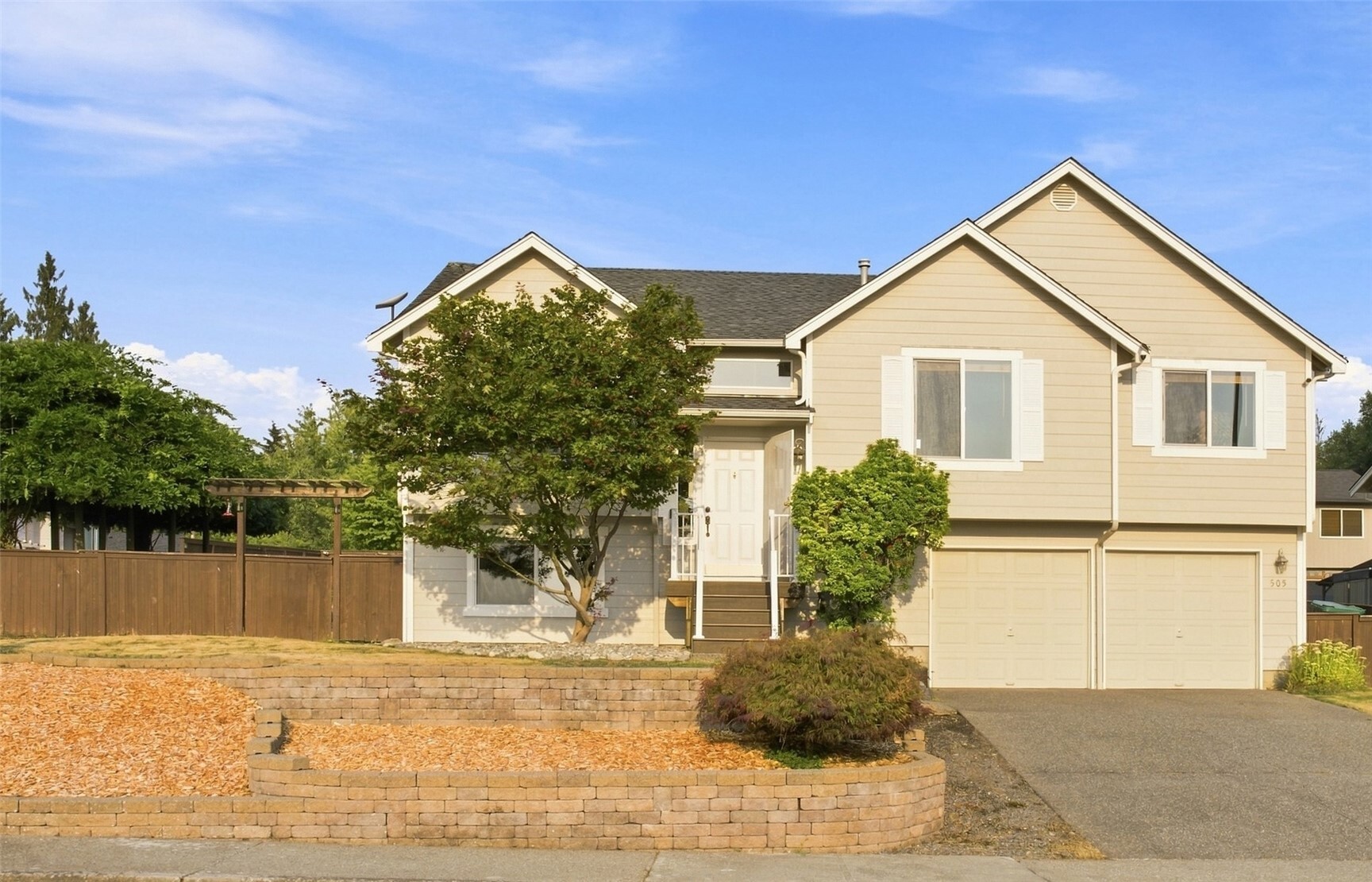 505 Hemlock Avenue Property Photo 1
