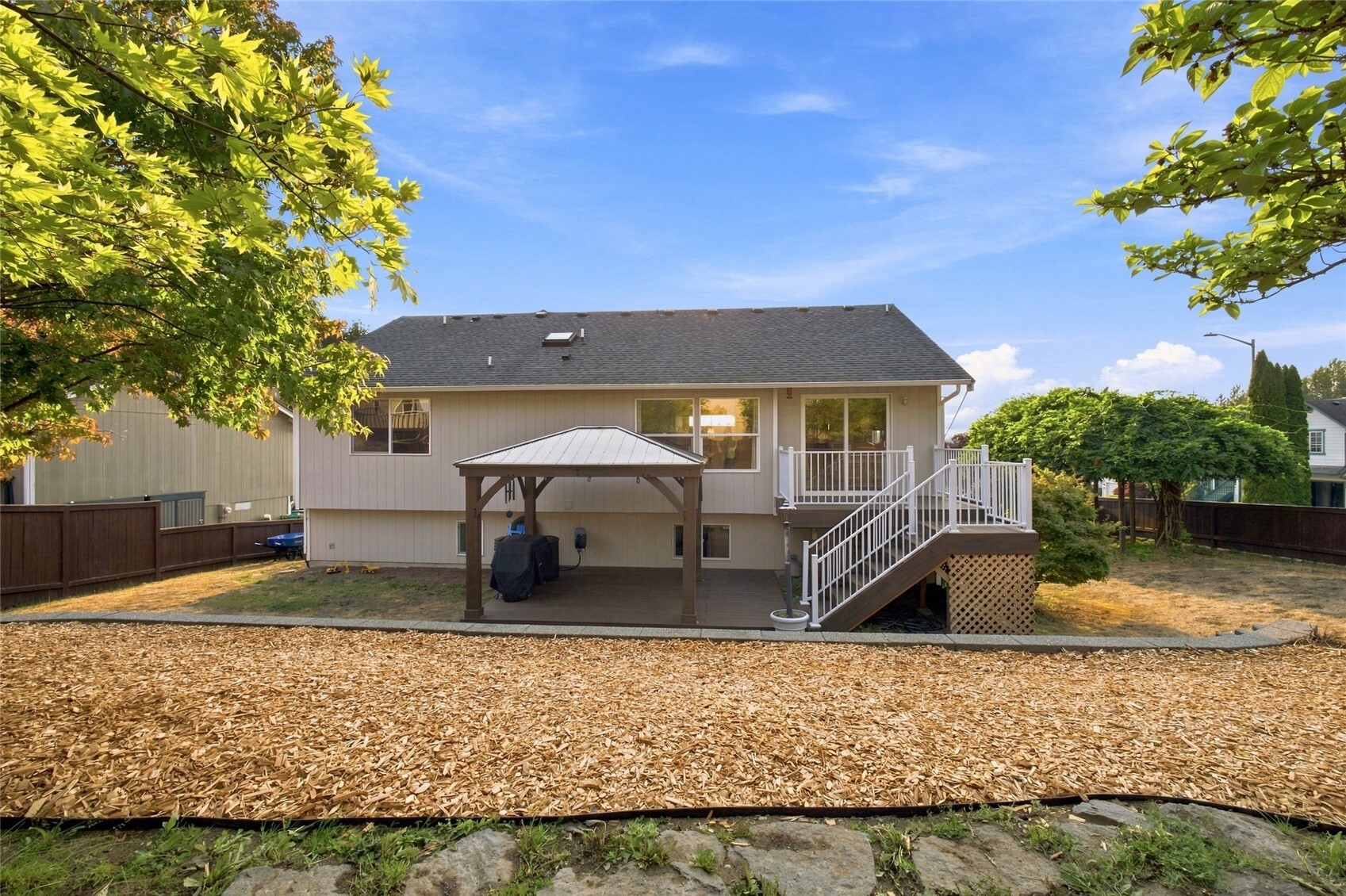 505 Hemlock Avenue Property Photo 2
