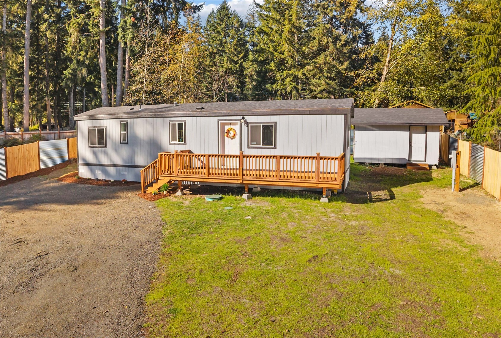 421 E Agate Drive Property Photo 2