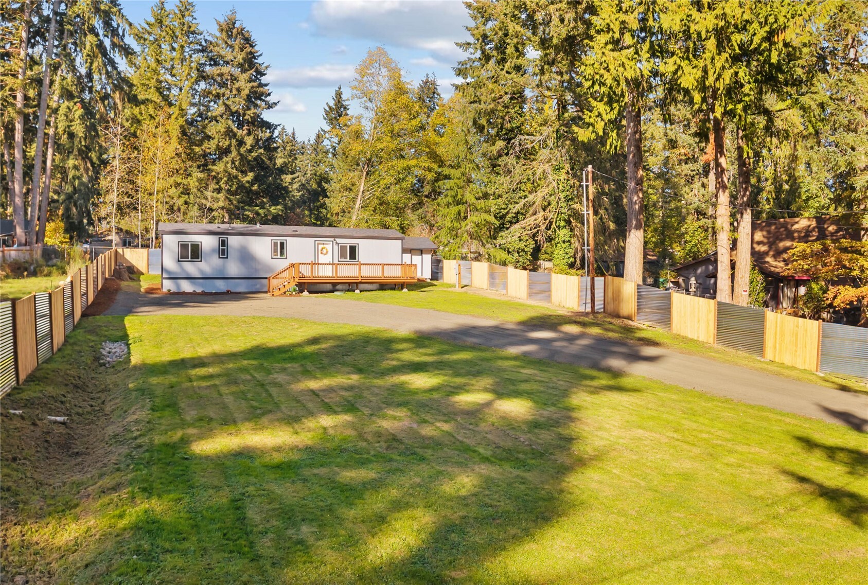 421 E Agate Drive Property Photo 3