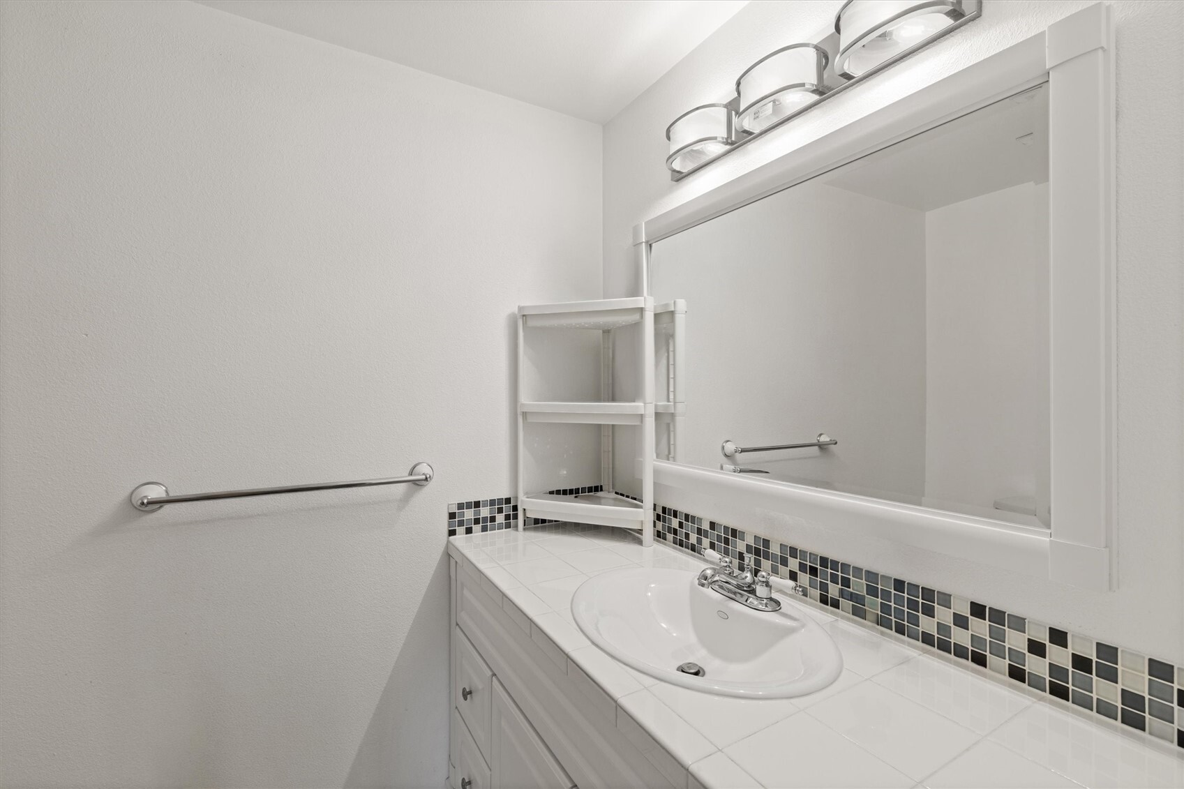 12822 Shorecrest Drive Property Photo 25