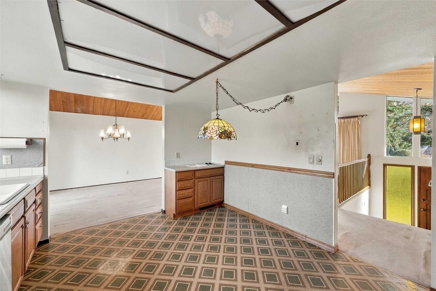3031 Crest Court Property Photo 12