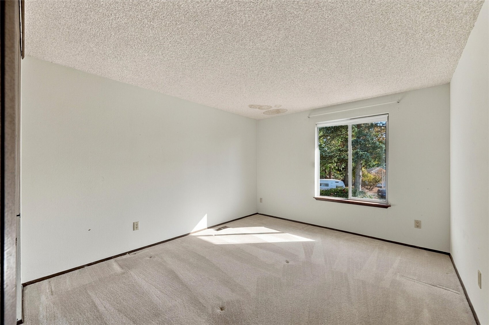 3031 Crest Court Property Photo 20