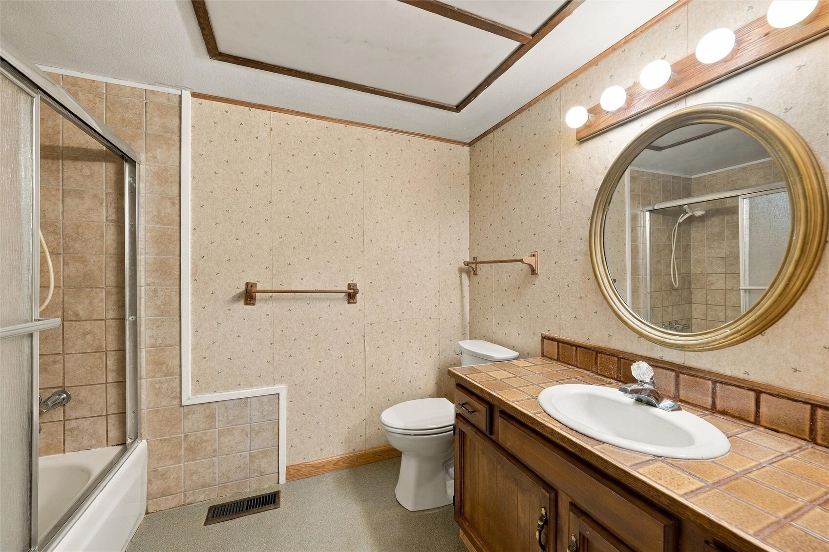 3031 Crest Court Property Photo 25