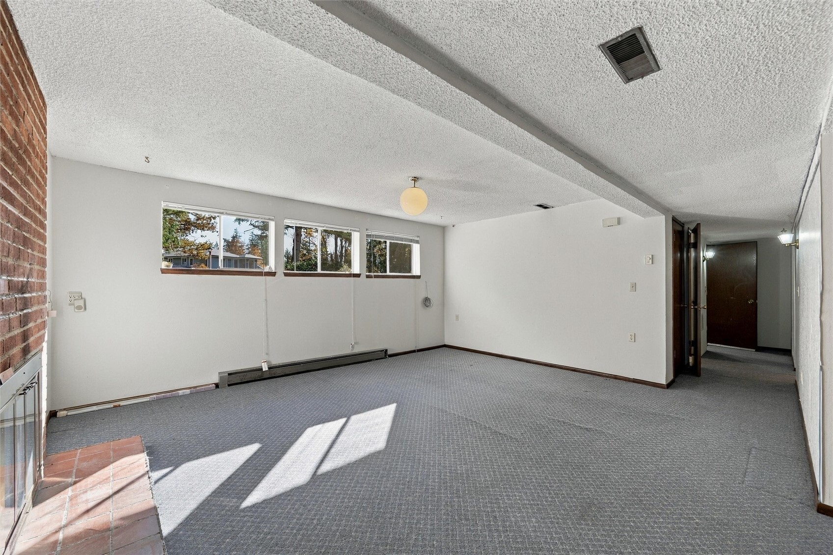 3031 Crest Court Property Photo 27