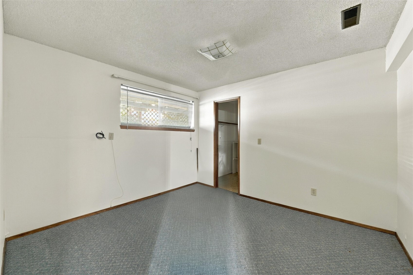 3031 Crest Court Property Photo 30