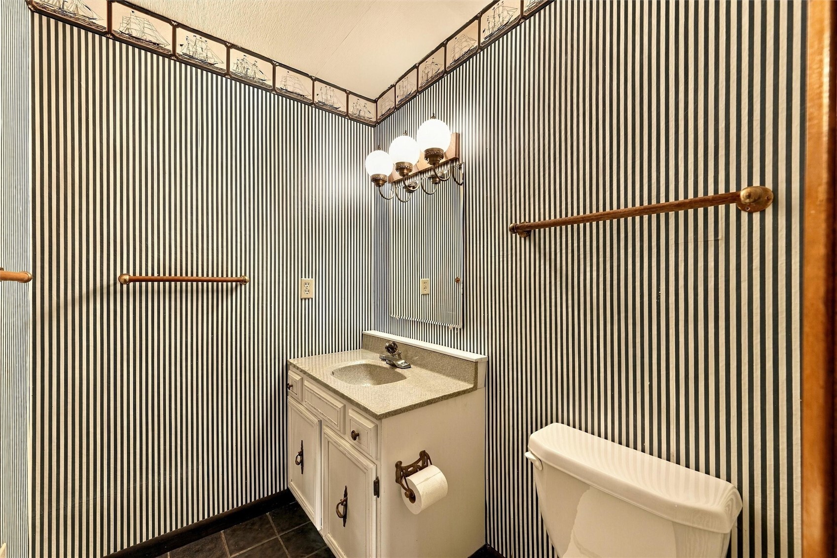 3031 Crest Court Property Photo 32