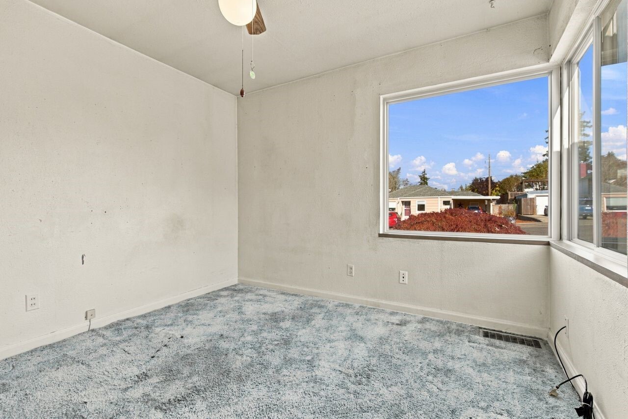 2323 Terrace Street Property Photo 18