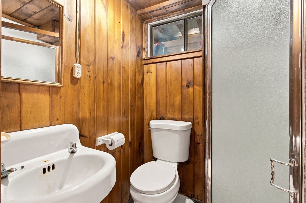 2323 Terrace Street Property Photo 28