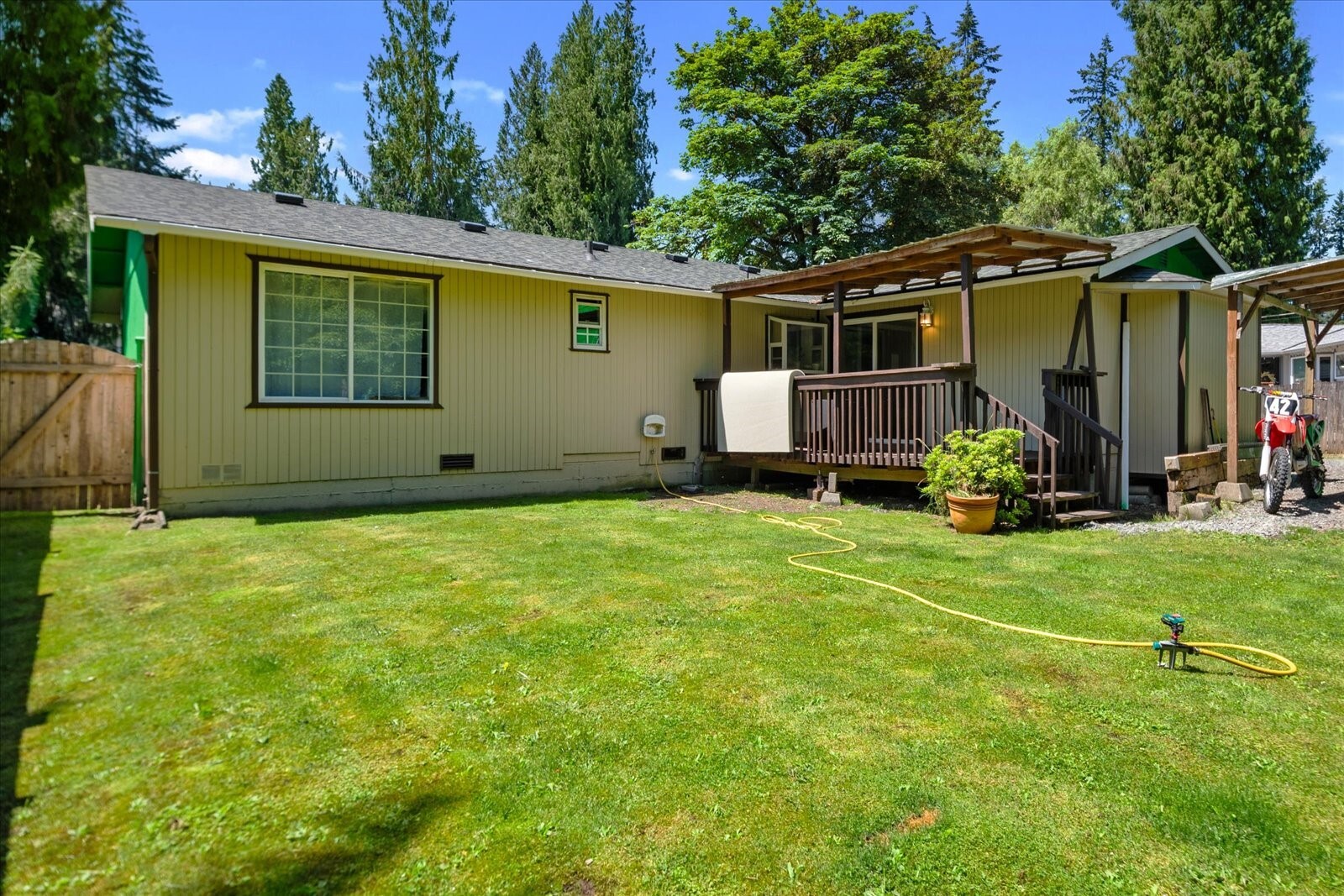 18325 114th Place Property Photo 1