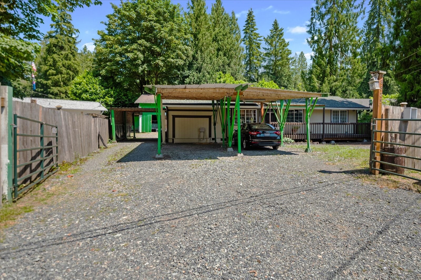 18325 114th Place Property Photo 4