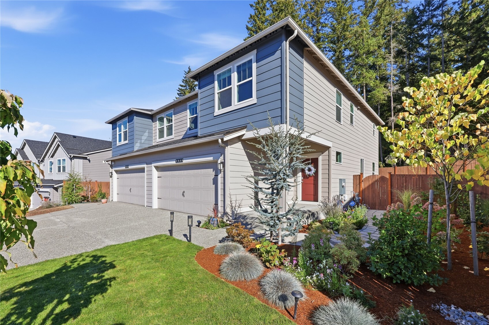 6636 Langley Avenue Property Photo 1