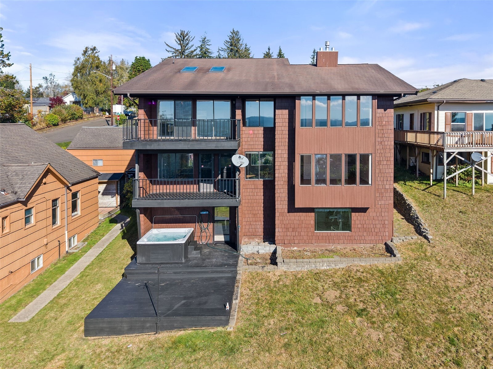 405 2nd Avenue Property Photo 1
