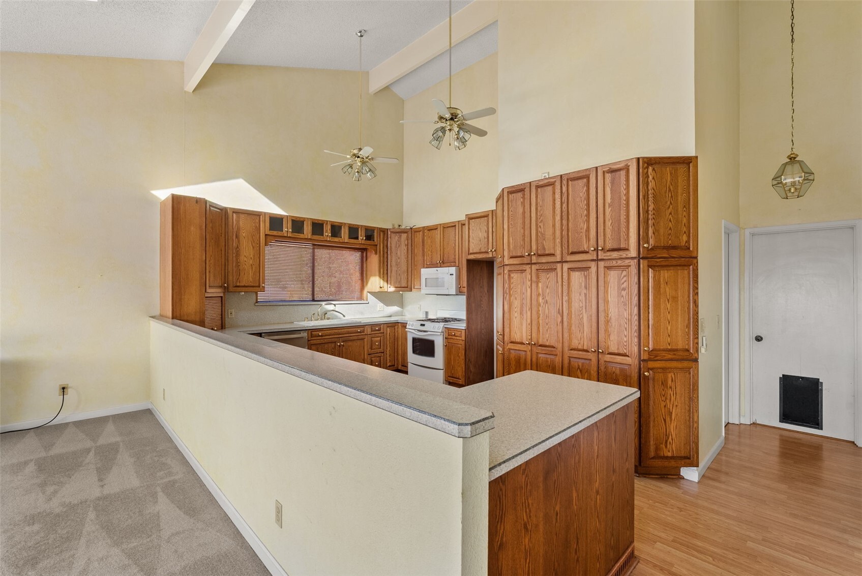 405 2nd Avenue Property Photo 7