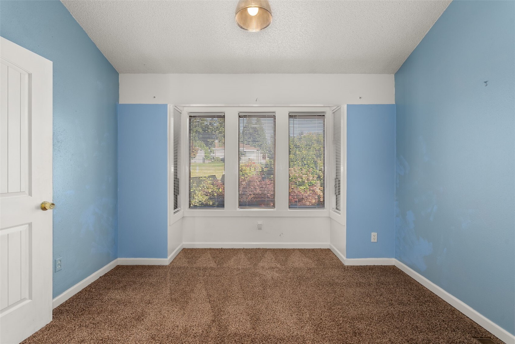 405 2nd Avenue Property Photo 17