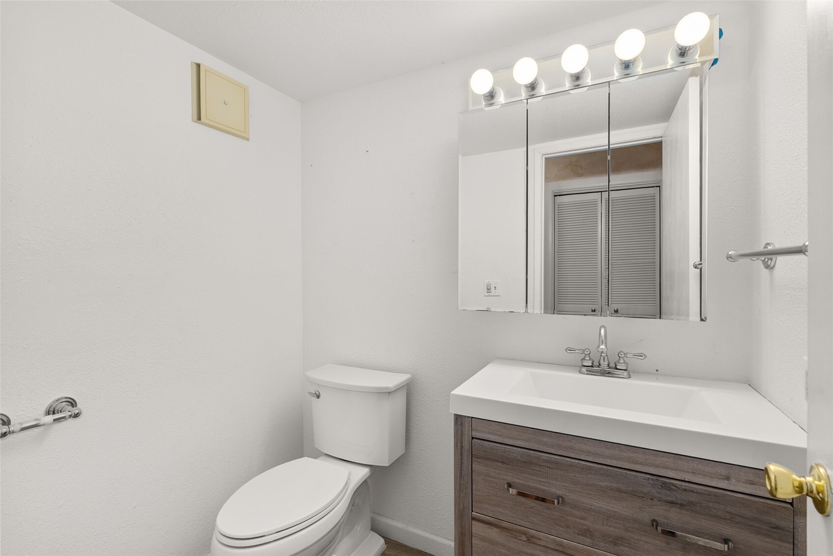 405 2nd Avenue Property Photo 30