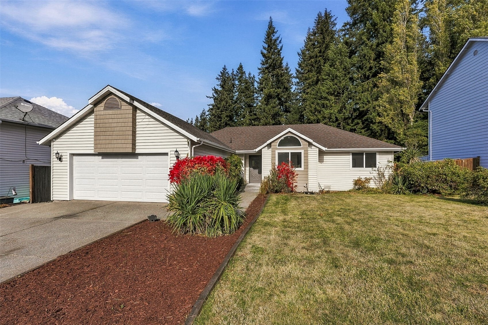223 60th Place Property Photo 1
