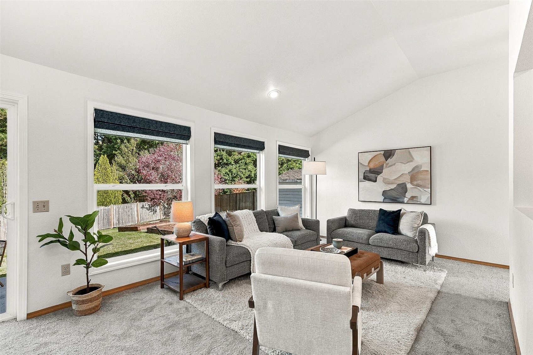 223 60th Place Property Photo 2