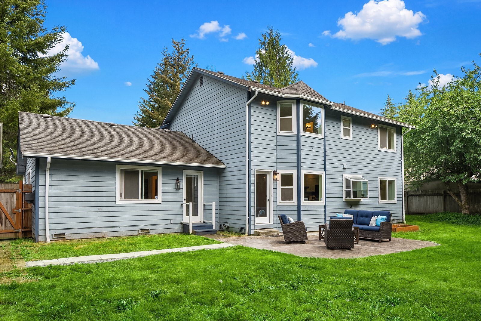 14033 279th Lane Property Photo 6