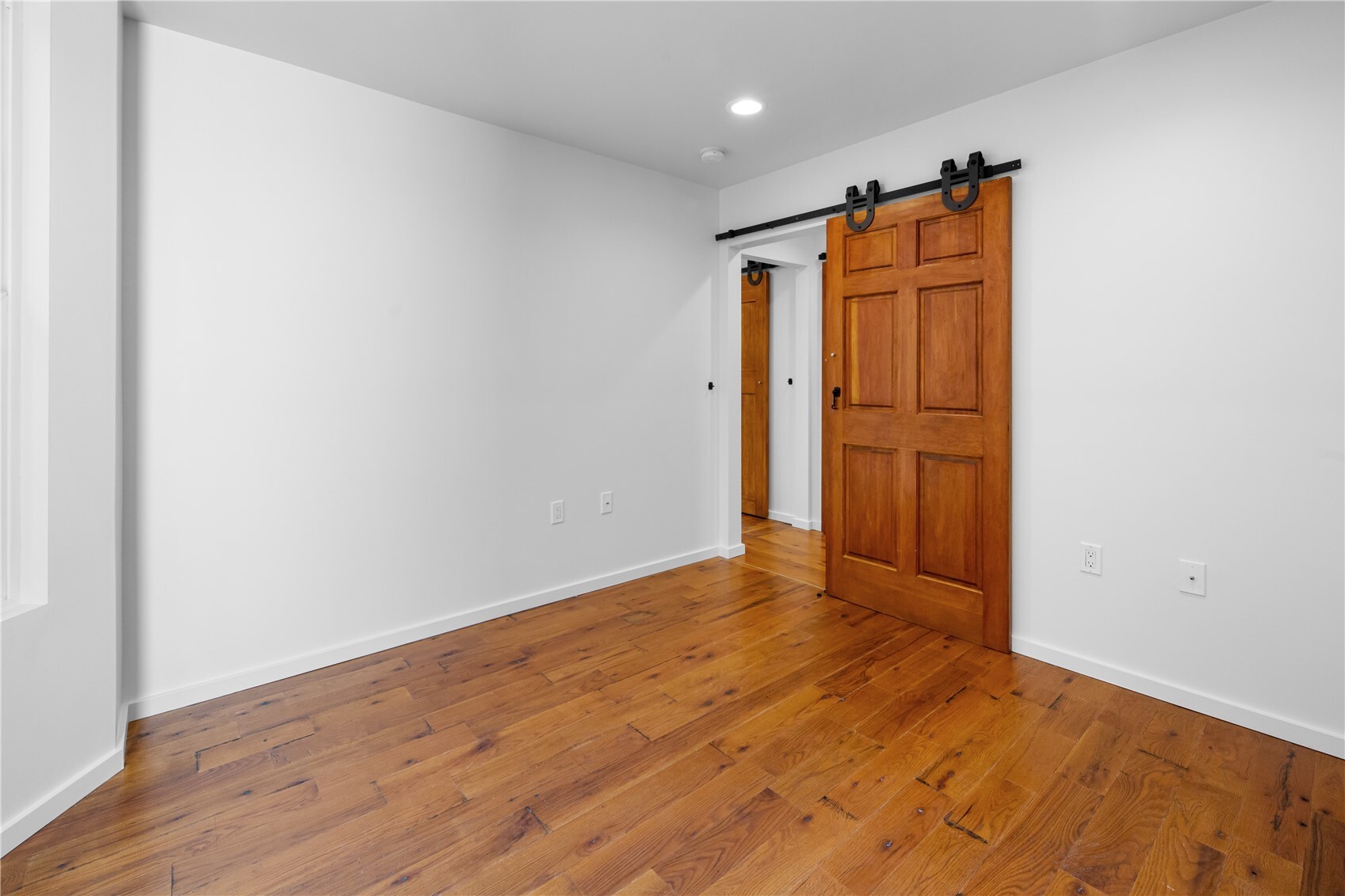 1414 E Spring Street Property Photo 11