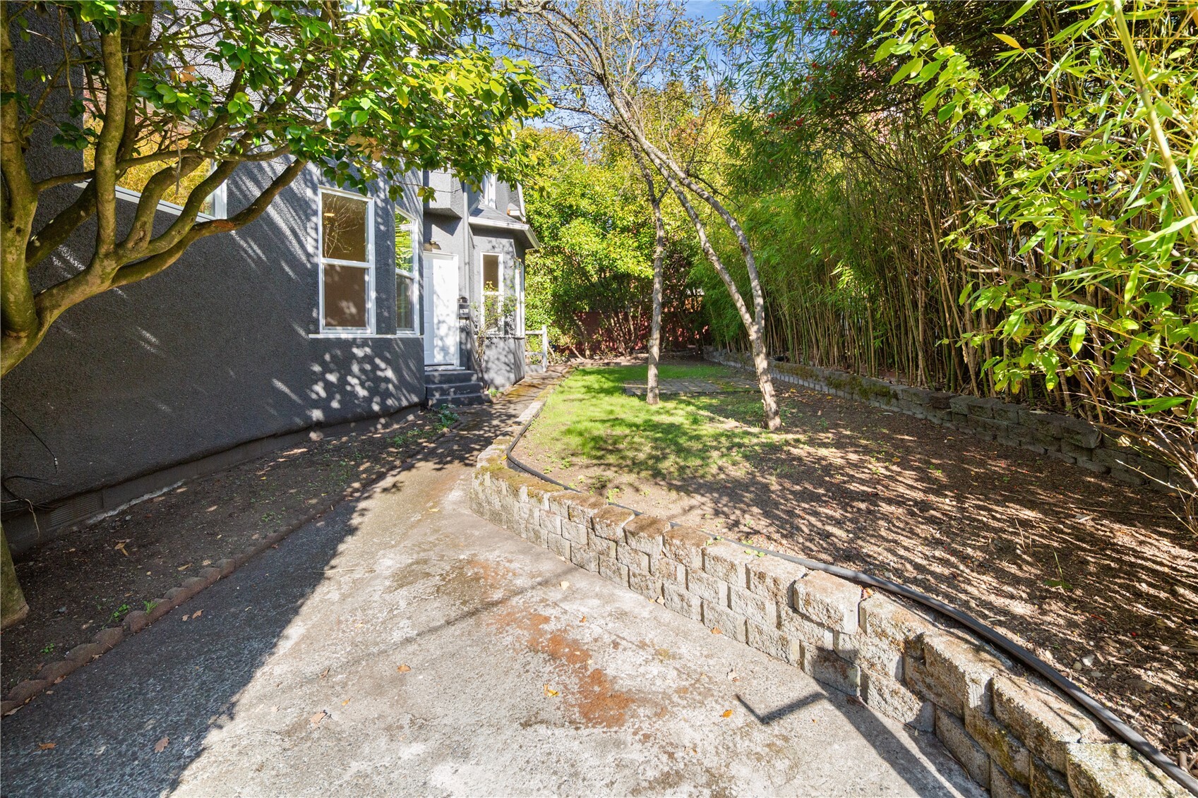 1414 E Spring Street Property Photo 15