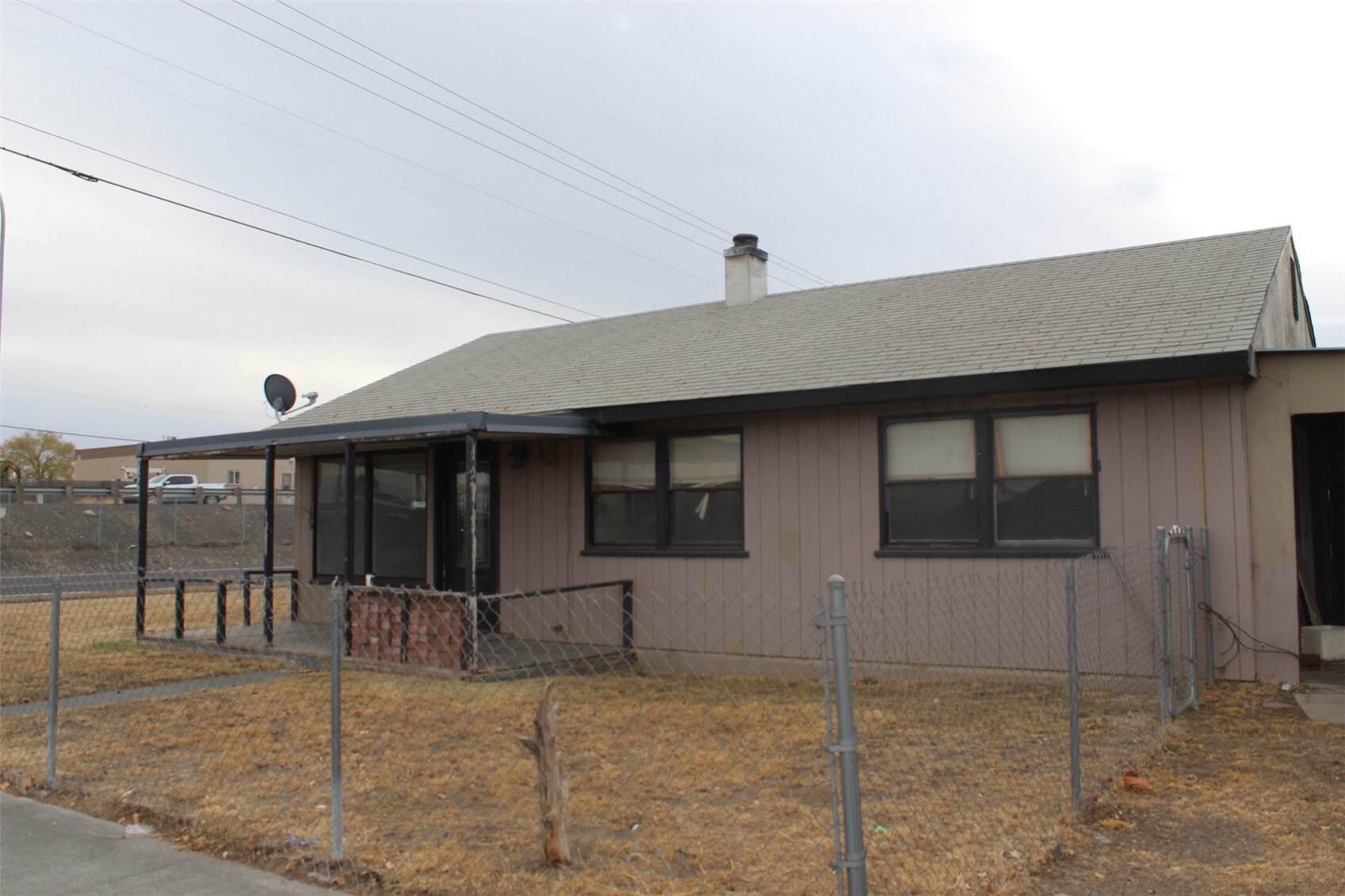 1237 E Terrace Avenue Property Photo 2