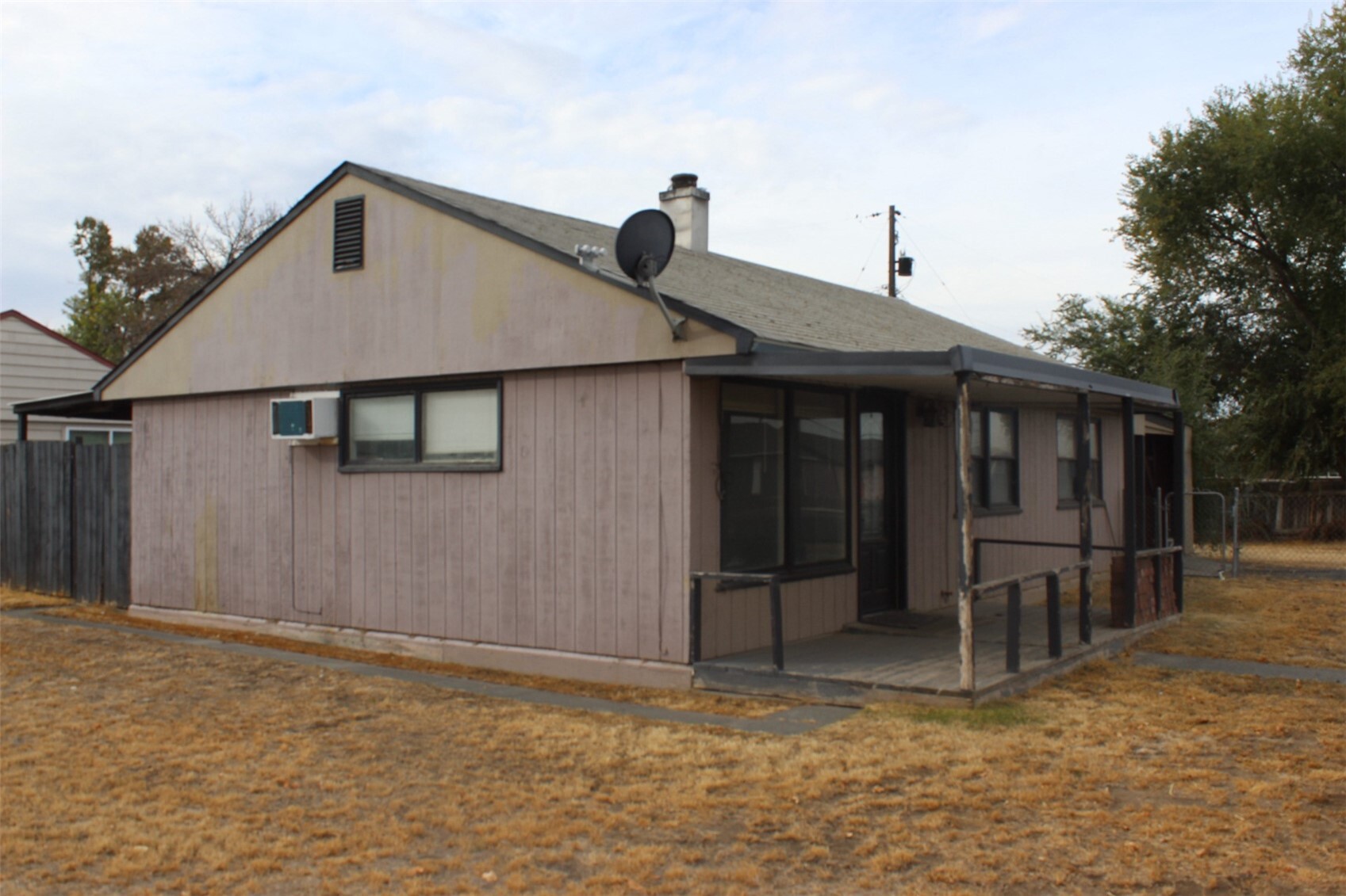 1237 E Terrace Avenue Property Photo 4