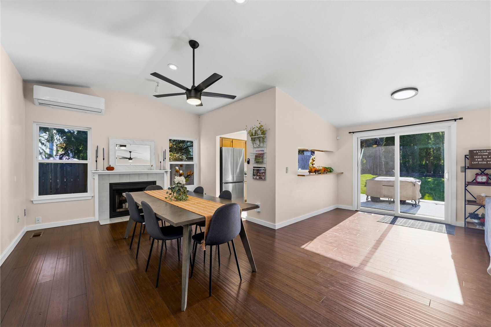 19041 Se 271st Place Property Photo 8