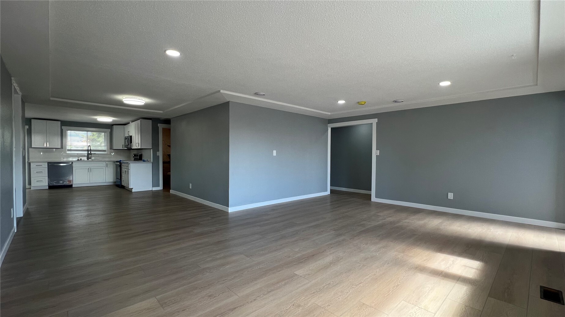 7643 S Ainsworth Avenue Property Photo 5