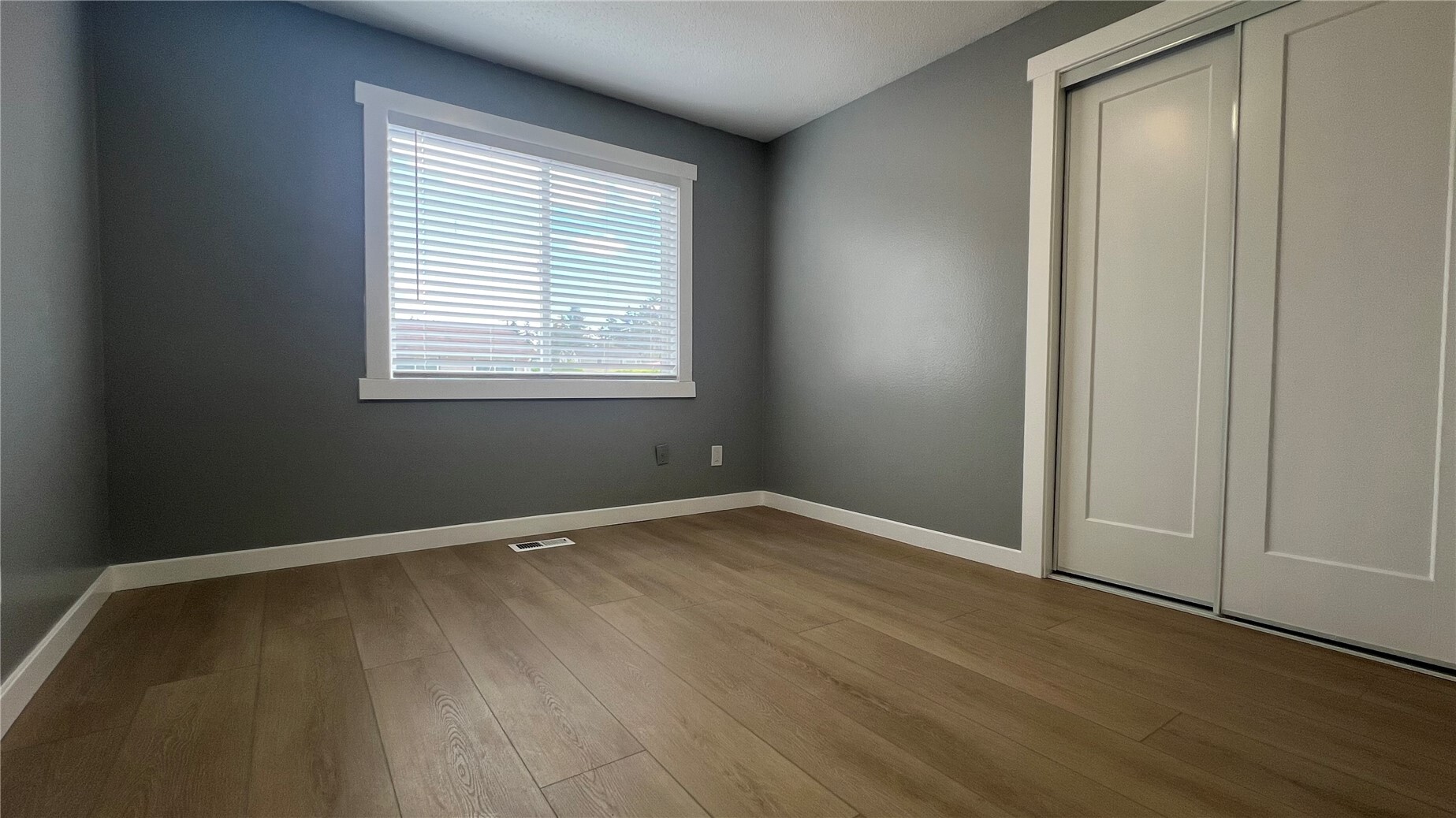 7643 S Ainsworth Avenue Property Photo 10