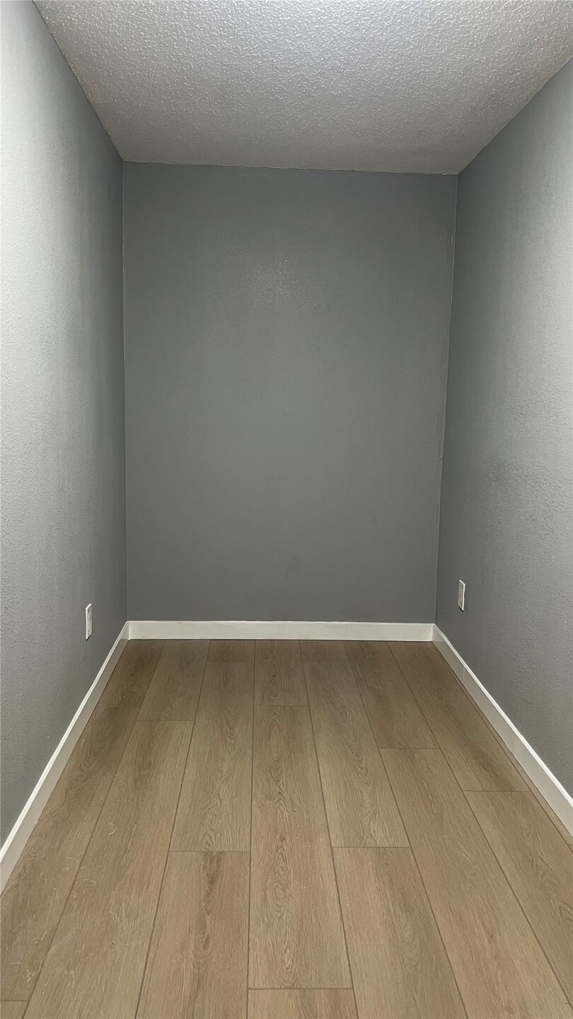 7643 S Ainsworth Avenue Property Photo 16
