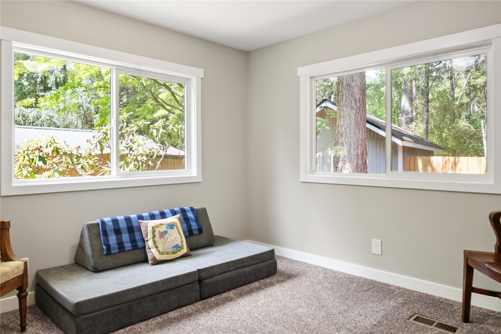 40 E Herron Place Property Photo 11