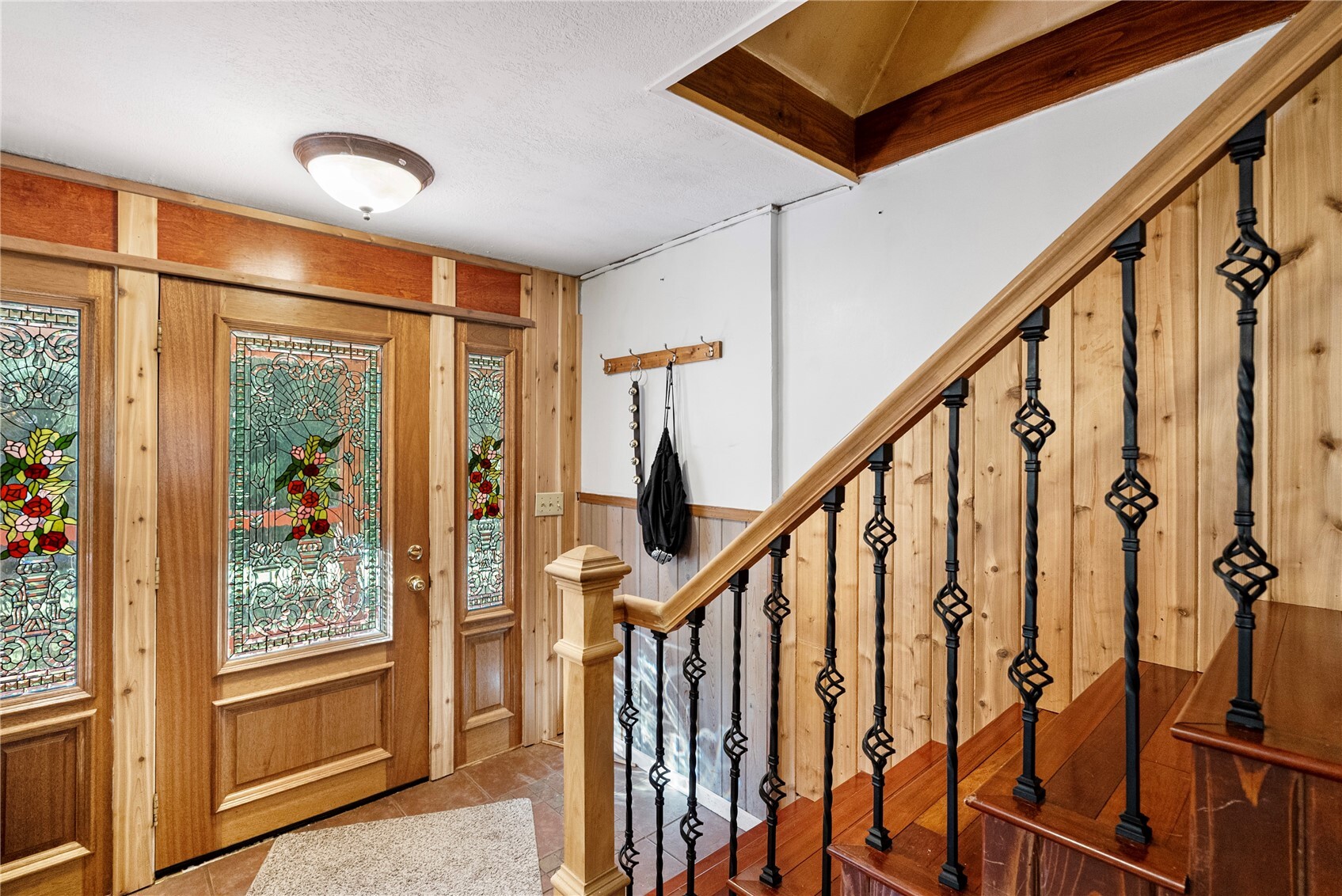 1751 Sw J H Road Property Photo 8