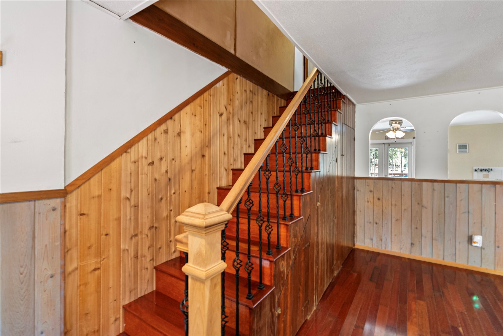 1751 Sw J H Road Property Photo 9