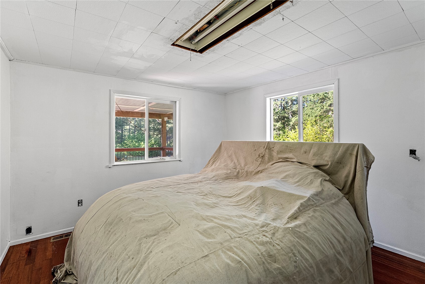 1751 Sw J H Road Property Photo 18