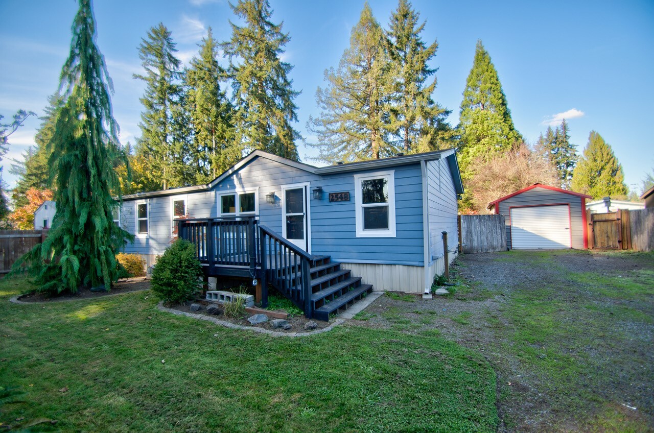 2548 114th Avenue Property Photo 4