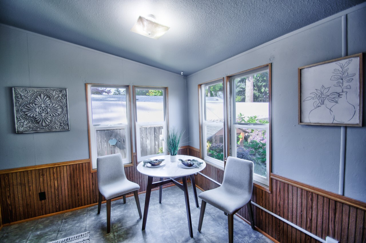 2548 114th Avenue Property Photo 12