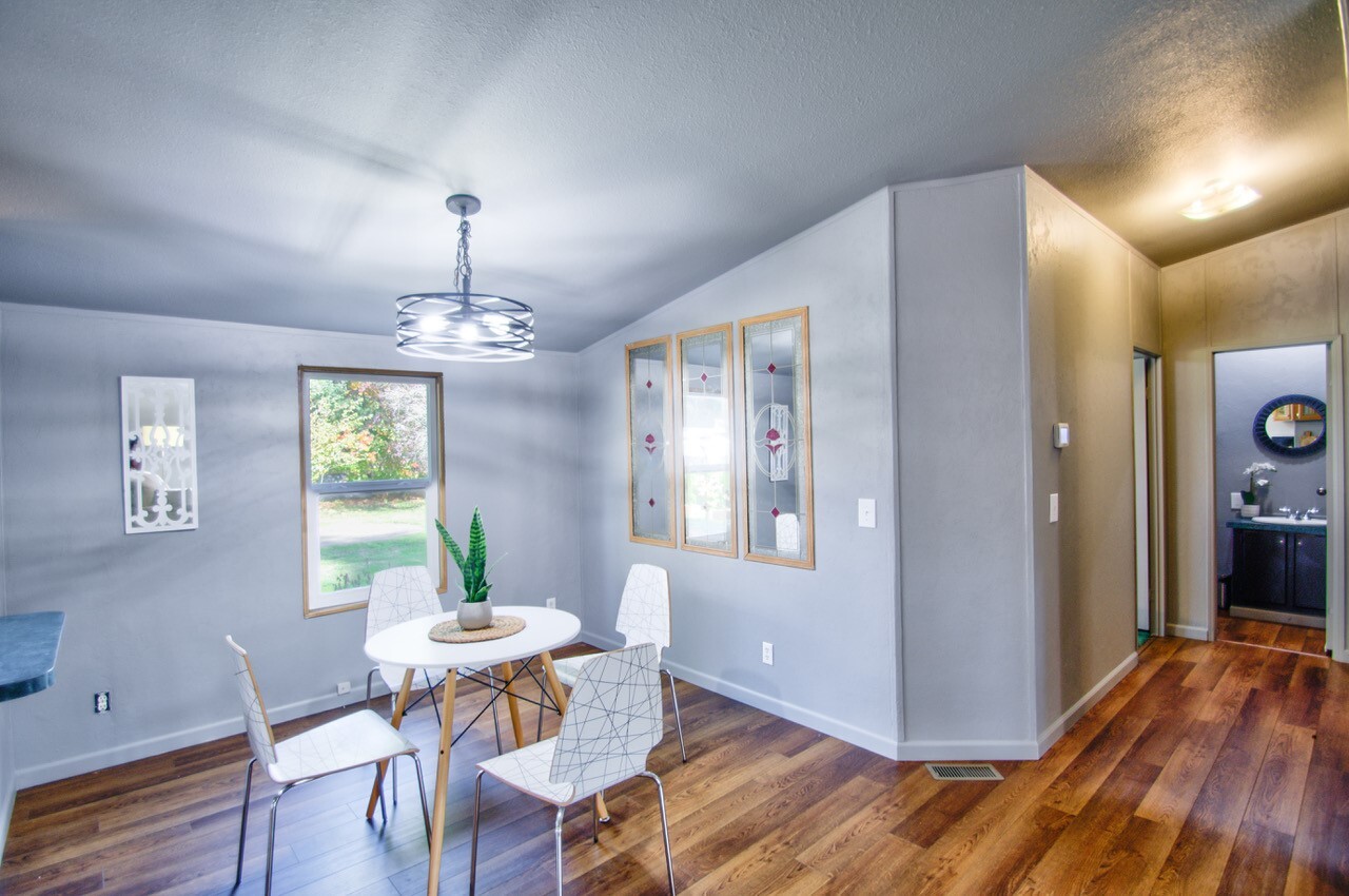 2548 114th Avenue Property Photo 18