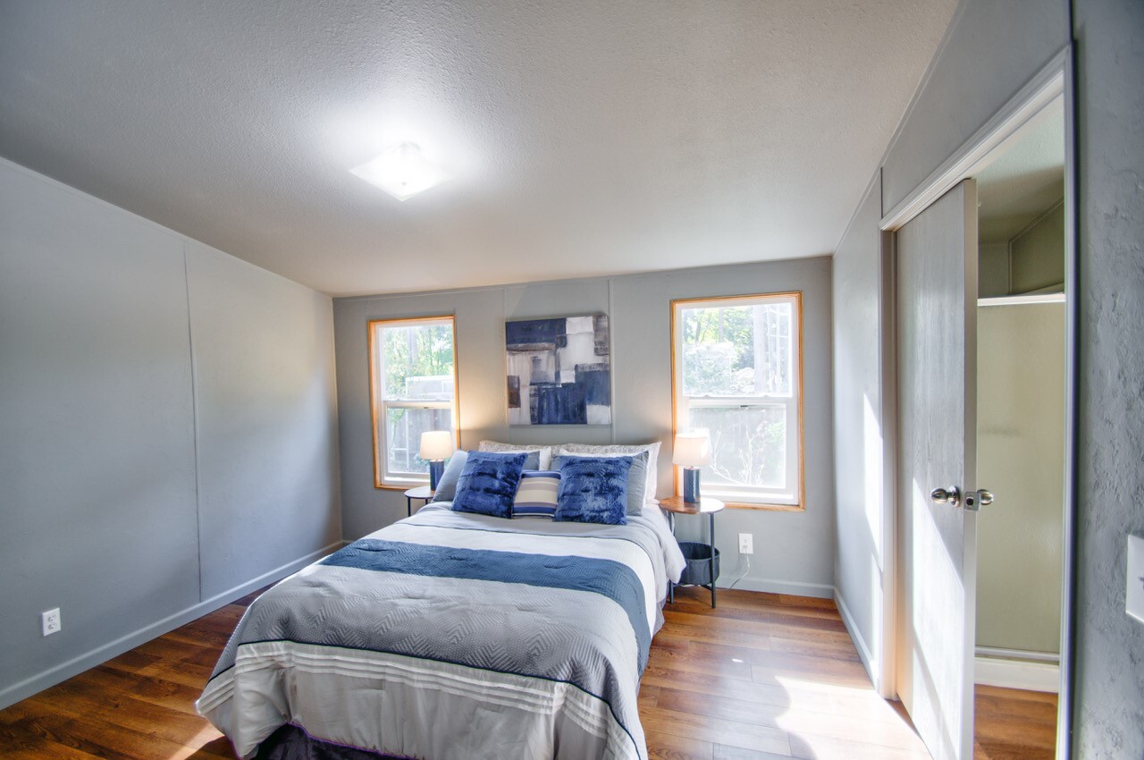 2548 114th Avenue Property Photo 23