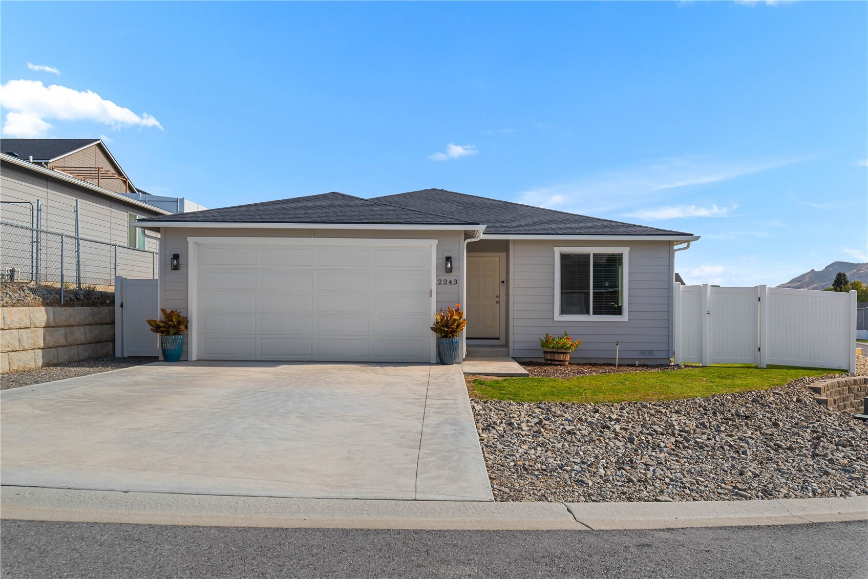 2243 Se Marlette Road Property Photo 3