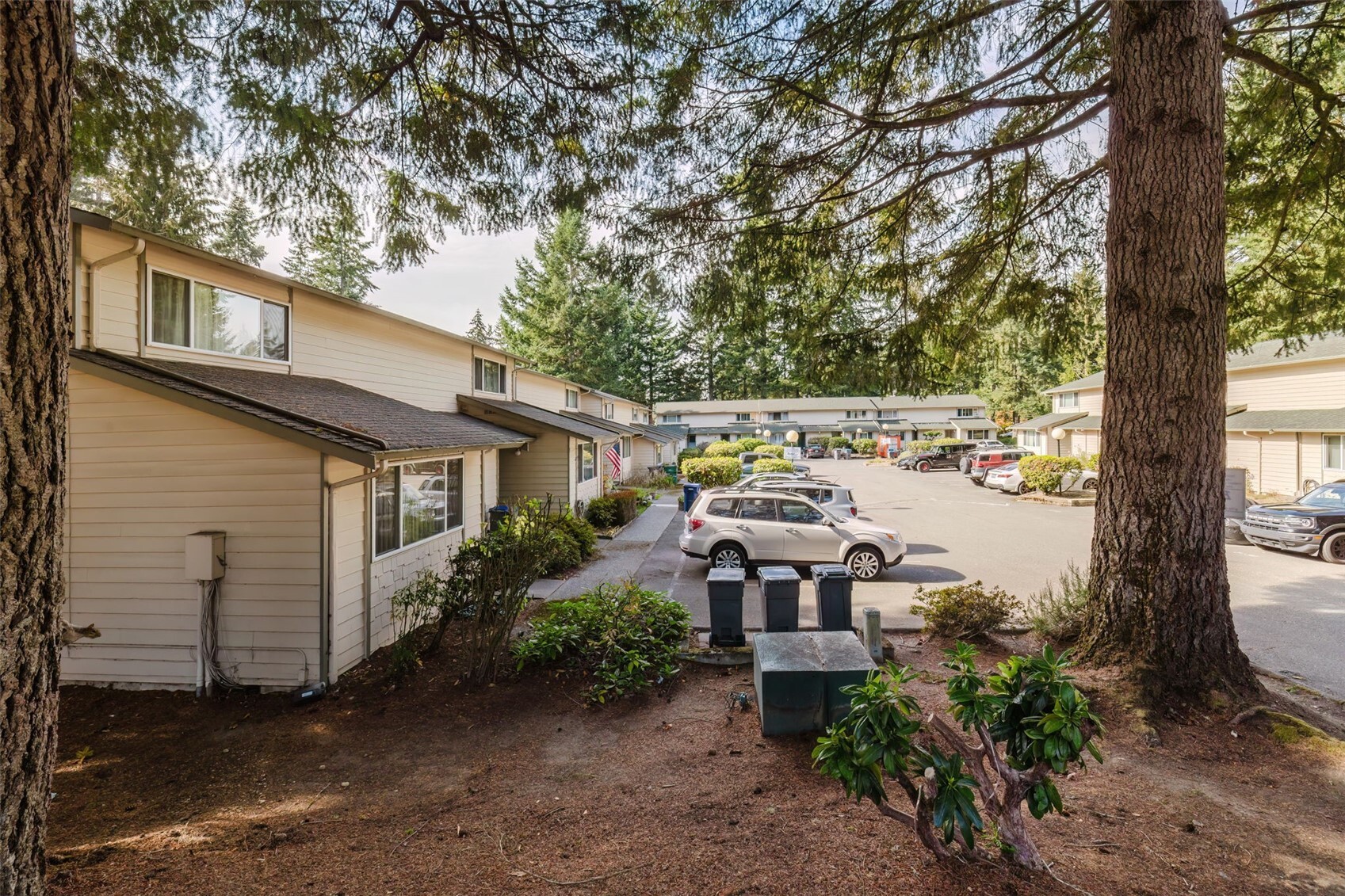 3126 Rustlewood Lane Property Photo 4